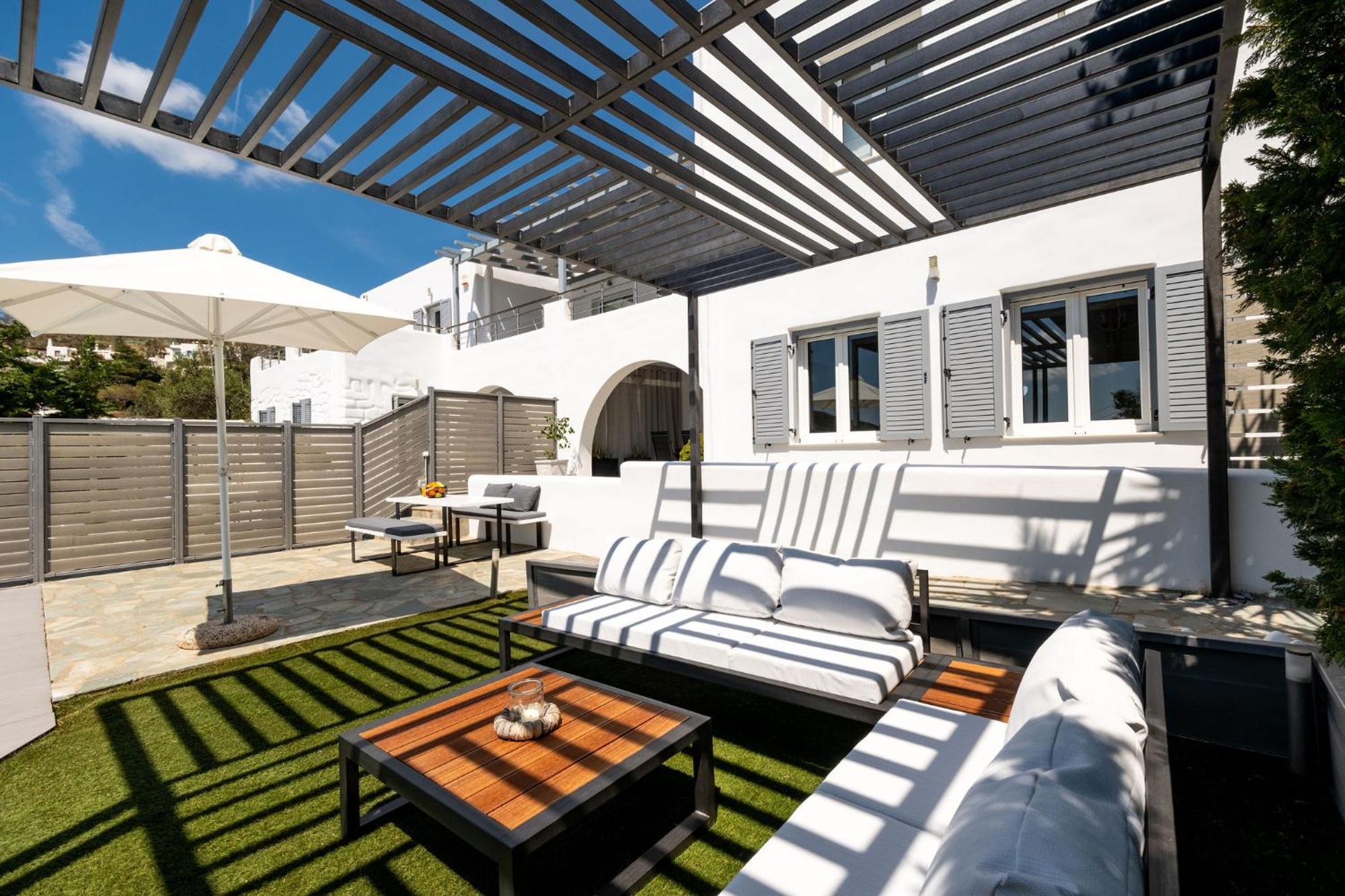 Azzurro Bianco Suites Parikia  Luaran gambar