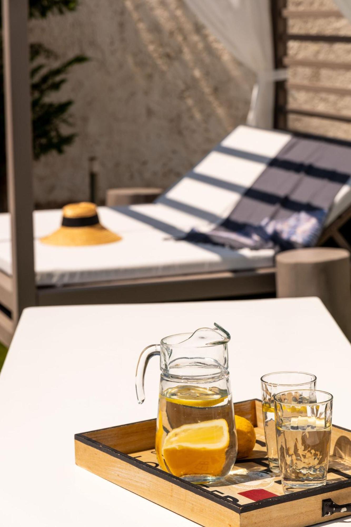 Azzurro Bianco Suites Parikia  Luaran gambar