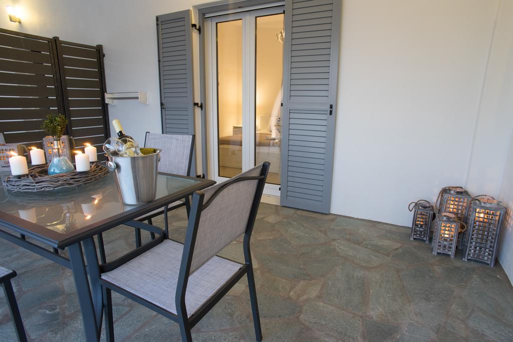 Azzurro Bianco Suites Parikia  Luaran gambar