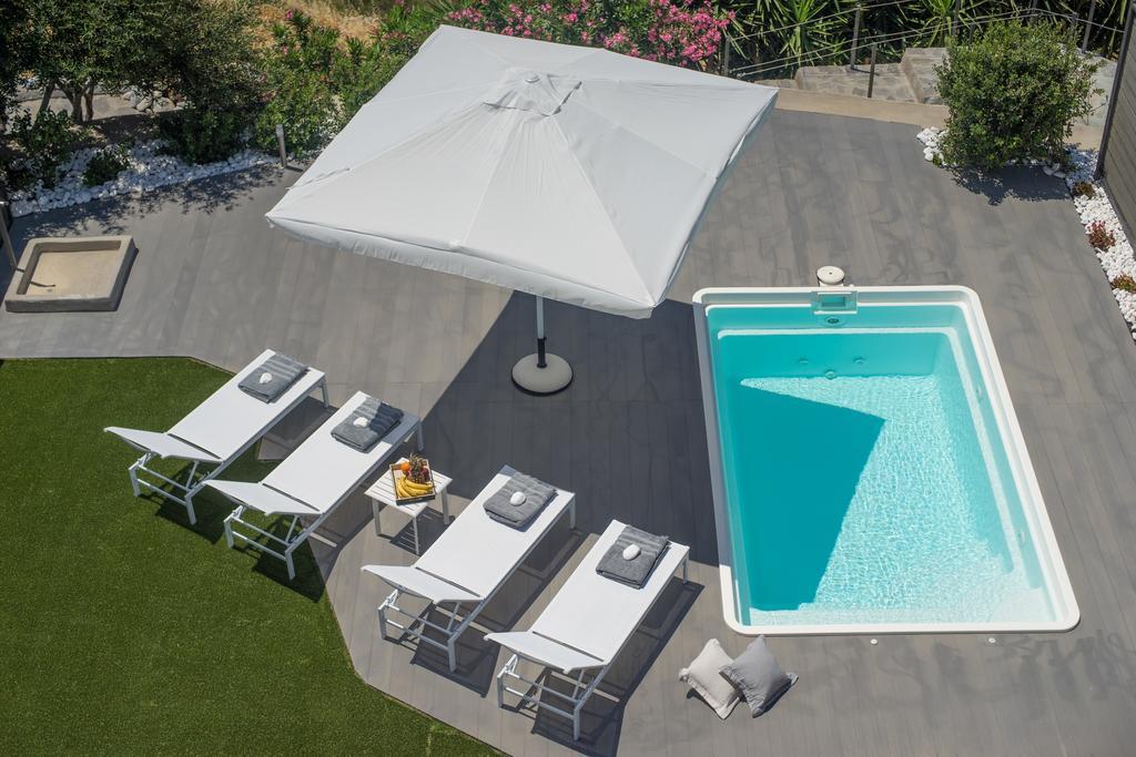 Azzurro Bianco Suites Parikia  Luaran gambar
